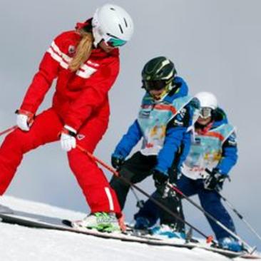 Las 8 mejores clases de esquí (de 6 a 12 años)