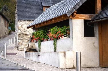 Lavoir et moulin à Vignec Lavoir et moulin à Vignec