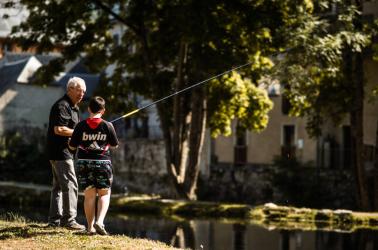 pêche enfant arreau - P2V @julianGILLIER