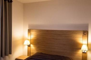 LARROUYET Cami Real-CHAMBRE WEB LARROUYET Cami Real-CHAMBRE WEB