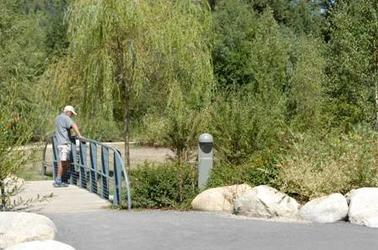 Pont au Parc de la Neste Pont au Parc de la Neste
