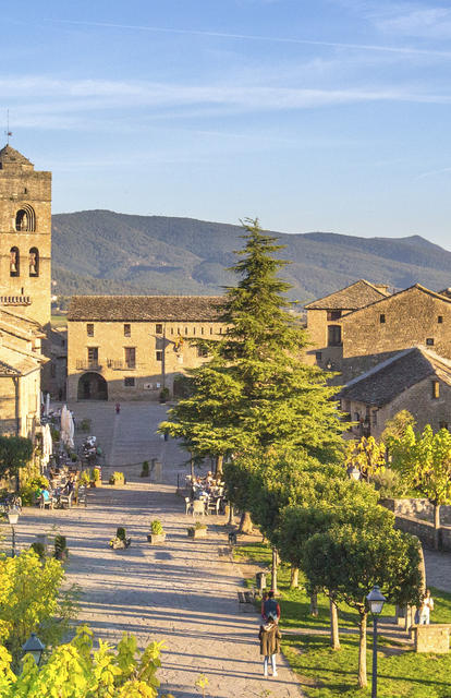 Village Ainsa-Sobrarbe Espagne